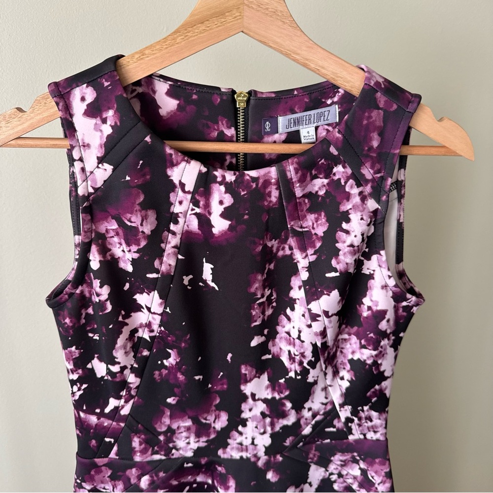 Jennifer Lopez Floral Patterned Dress